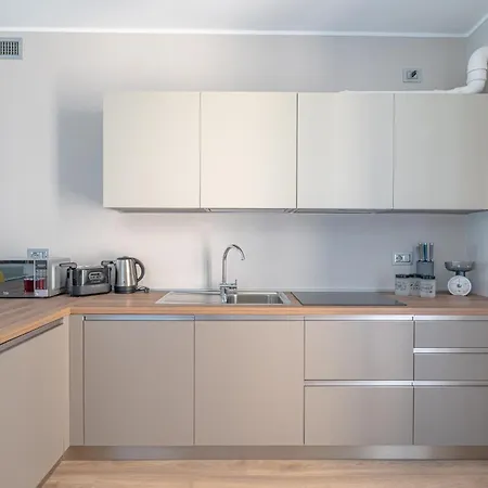 Square Of Apartamento Colico