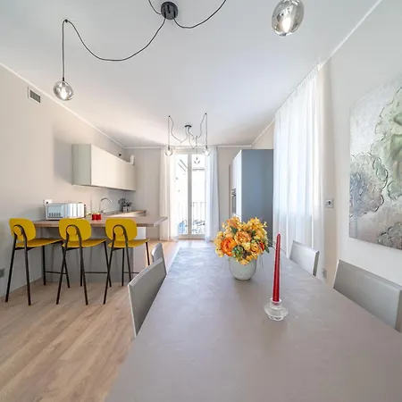 Apartment Square Of