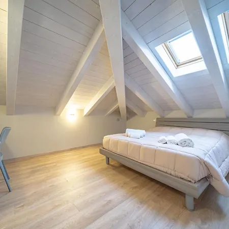 Appartement Square Of *