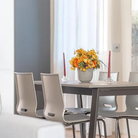 Square Of * קוליקו