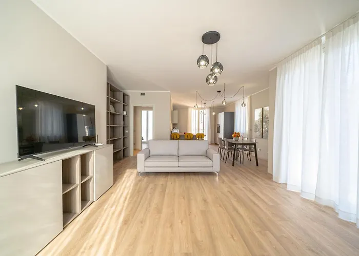 Appartement Square Of *