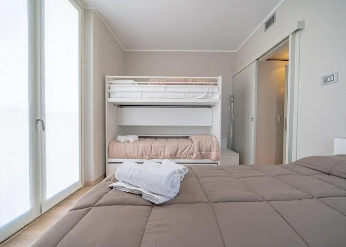 Appartement Square Of *