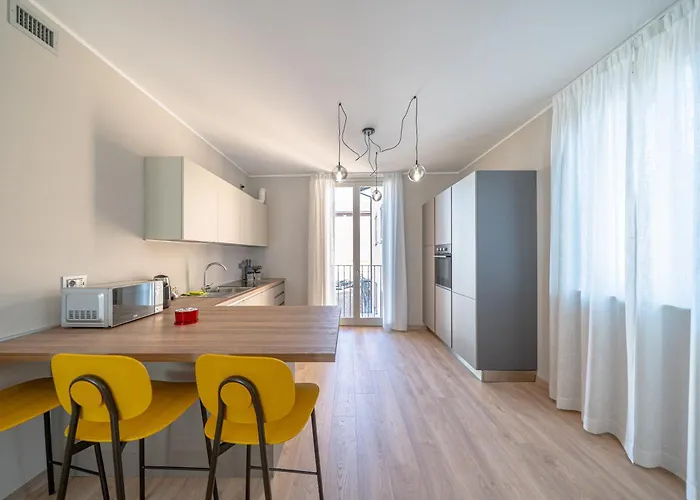 Square Of Appartement *