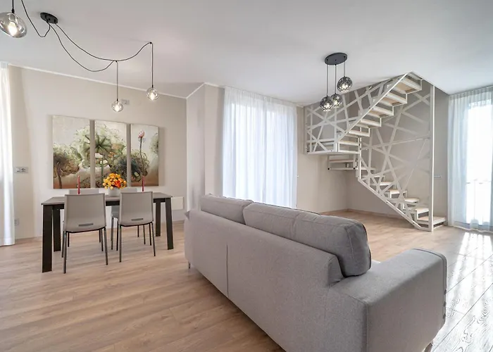 Appartement Square Of *